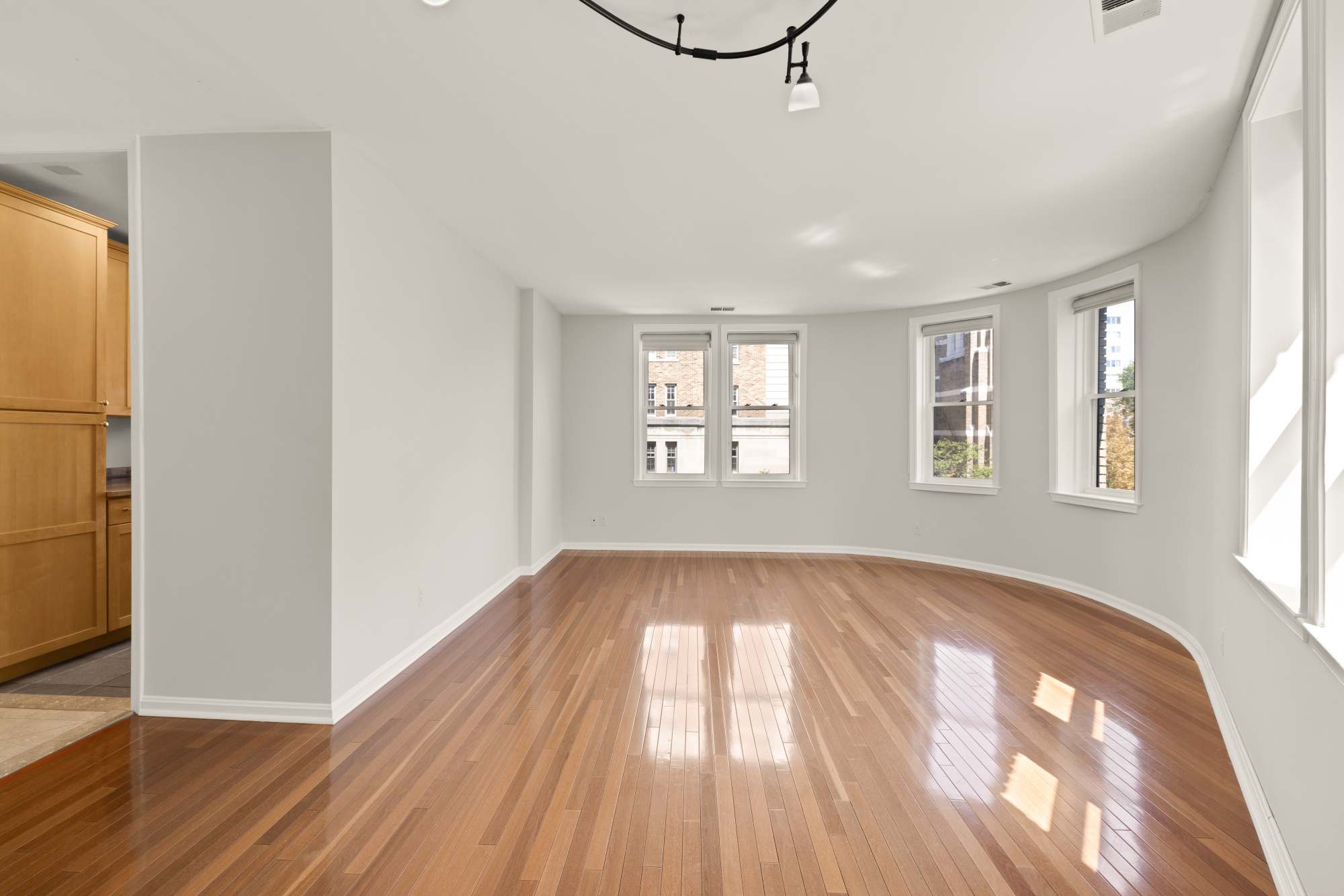 2001 16th Street NW_Living Room 3